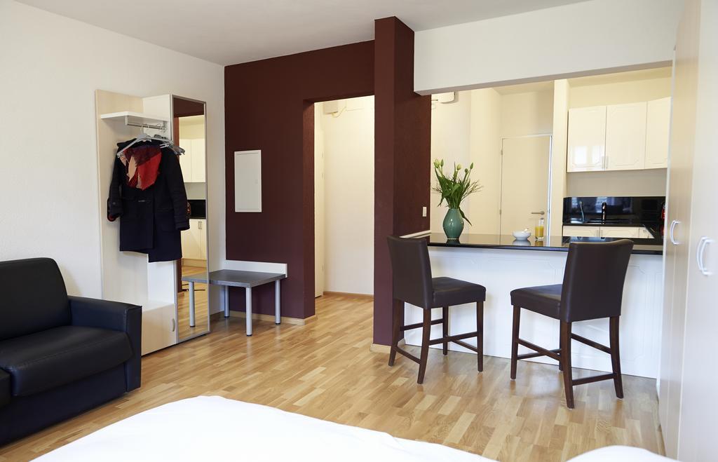 Residence Apartments By Hotel Du Commerce Basel Room photo